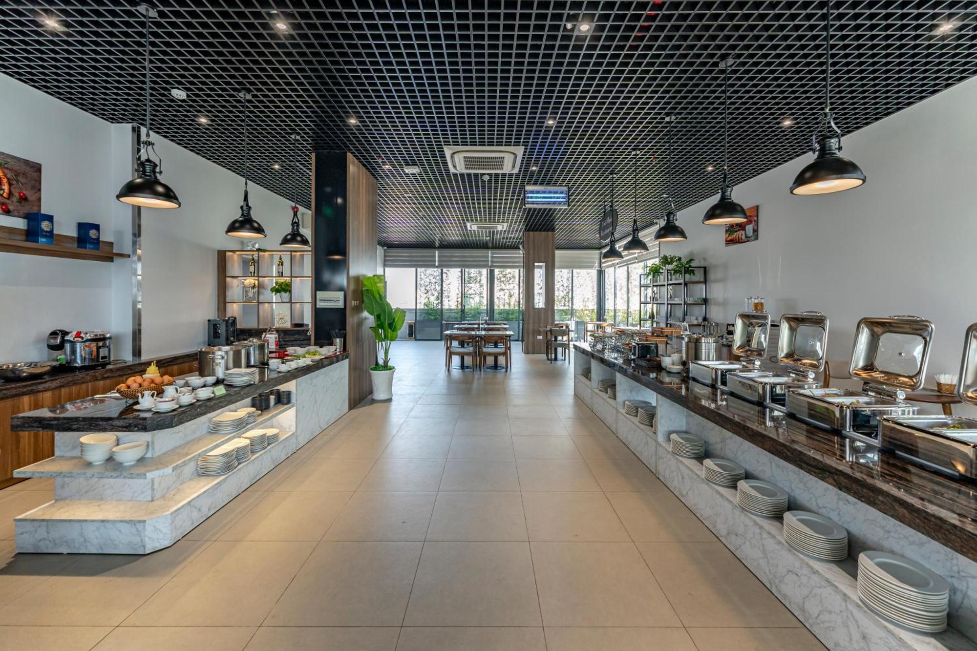 Thanh Long Hotel - Tra Khuc Хошимин Екстериор снимка