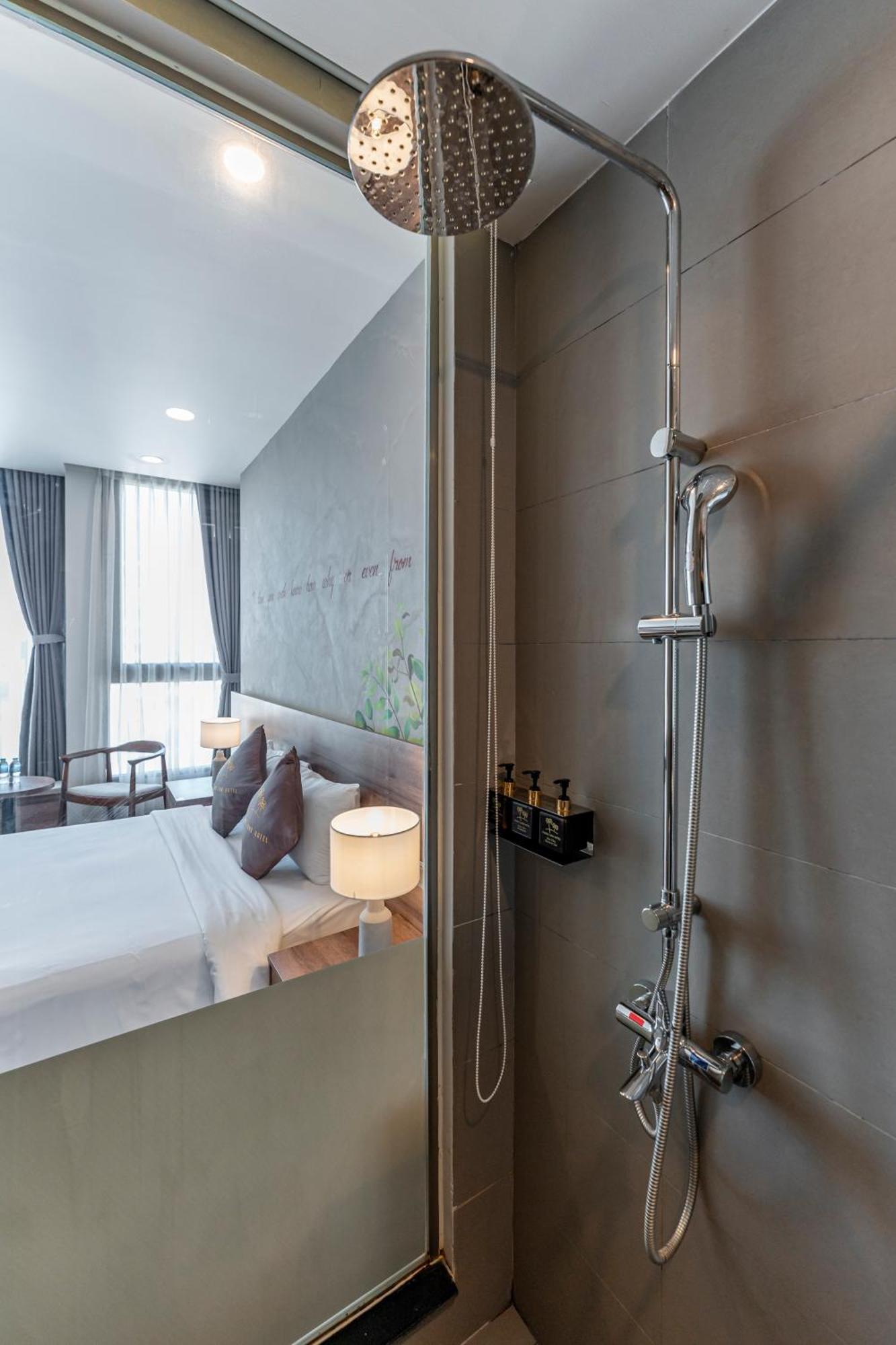 Thanh Long Hotel - Tra Khuc Хошимин Екстериор снимка